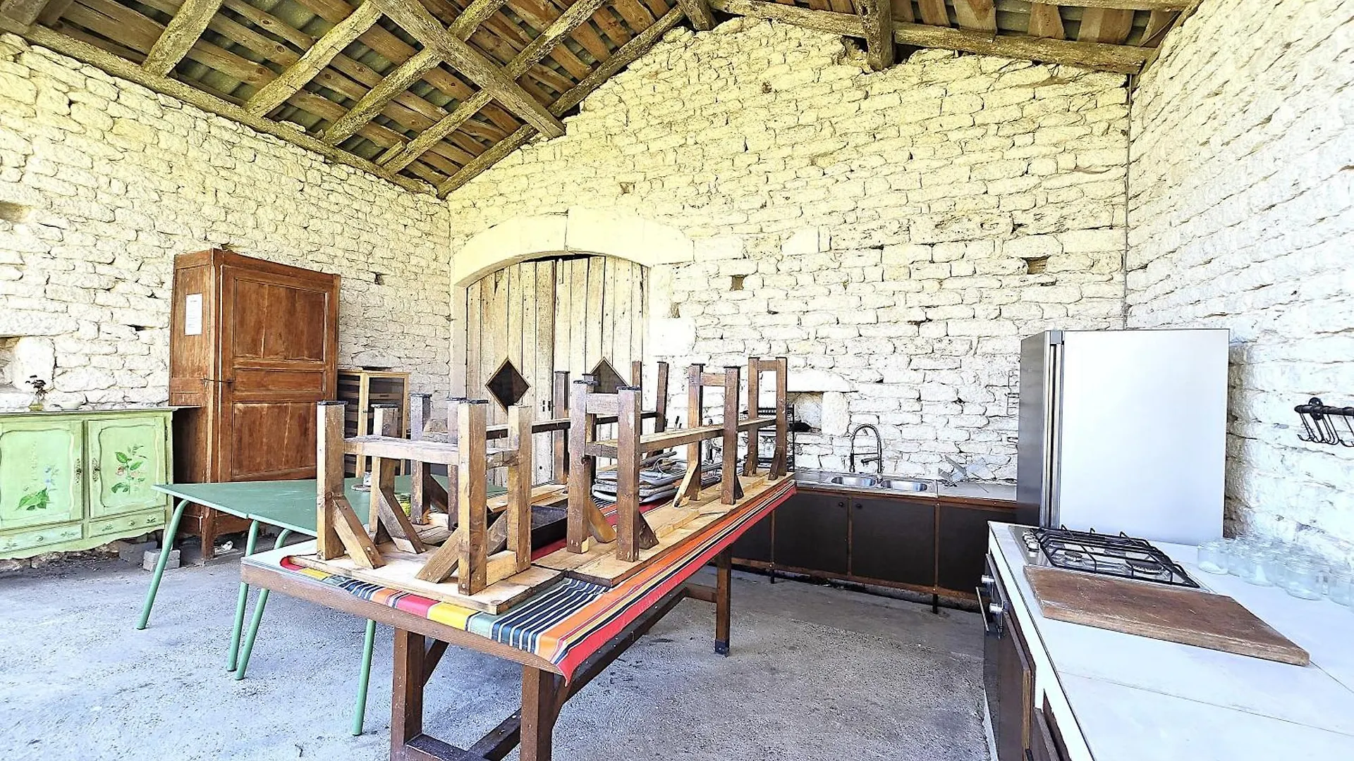 Magnifique Ferme Renovee Et Sa Piscine Ecologique - 15 Personnes - 7 Chambres Touffailles Nyaraló