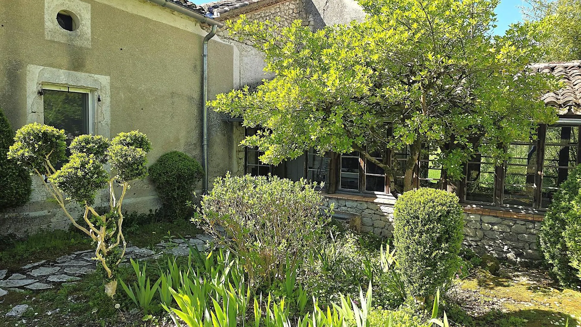 Nyaraló Magnifique Ferme Renovee Et Sa Piscine Ecologique - 15 Personnes - 7 Chambres Touffailles