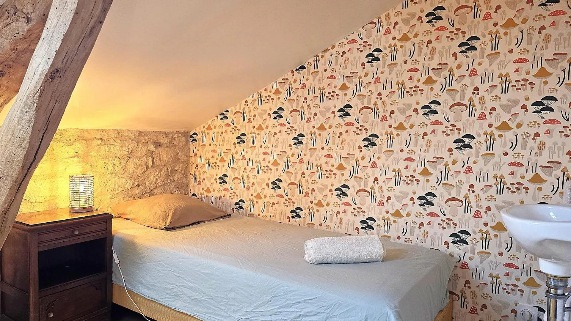 Nyaraló Magnifique Ferme Renovee Et Sa Piscine Ecologique - 15 Personnes - 7 Chambres Touffailles