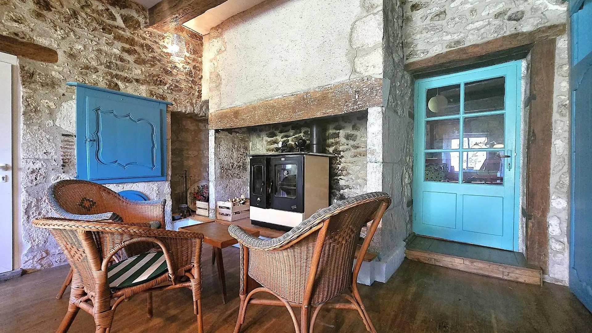 Magnifique Ferme Renovee Et Sa Piscine Ecologique - 15 Personnes - 7 Chambres Touffailles Nyaraló