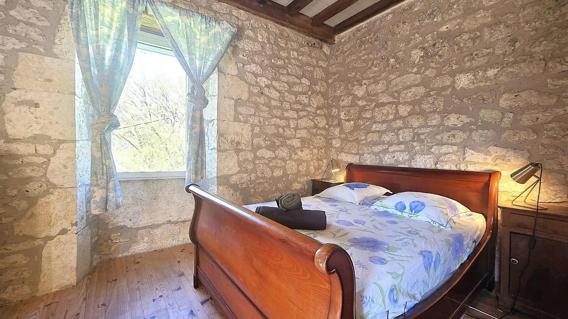 Magnifique Ferme Renovee Et Sa Piscine Ecologique - 15 Personnes - 7 Chambres Touffailles 0*,