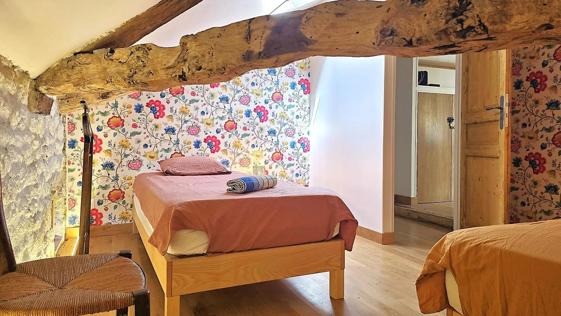 Magnifique Ferme Renovee Et Sa Piscine Ecologique - 15 Personnes - 7 Chambres Touffailles Nyaraló