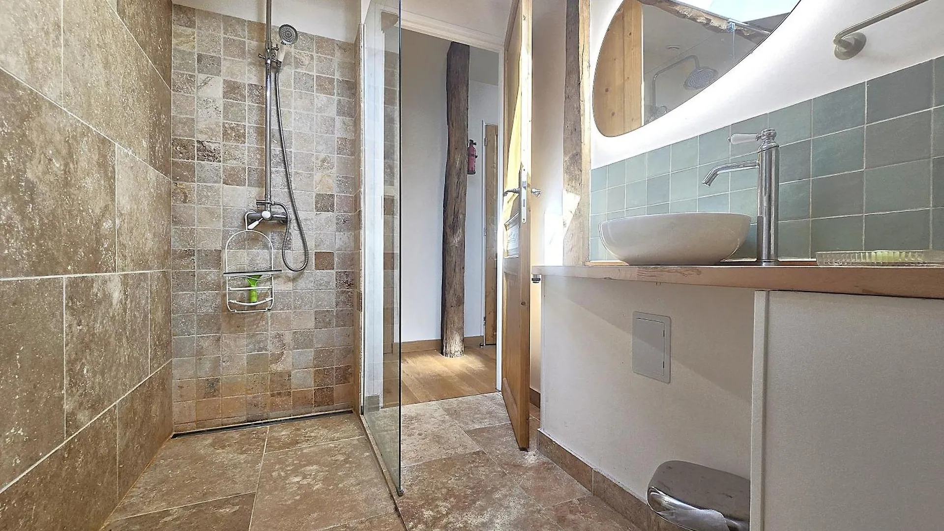 Magnifique Ferme Renovee Et Sa Piscine Ecologique - 15 Personnes - 7 Chambres Touffailles Franciaország