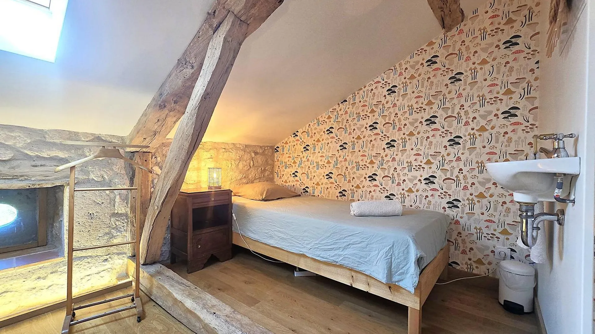 Magnifique Ferme Renovee Et Sa Piscine Ecologique - 15 Personnes - 7 Chambres Touffailles