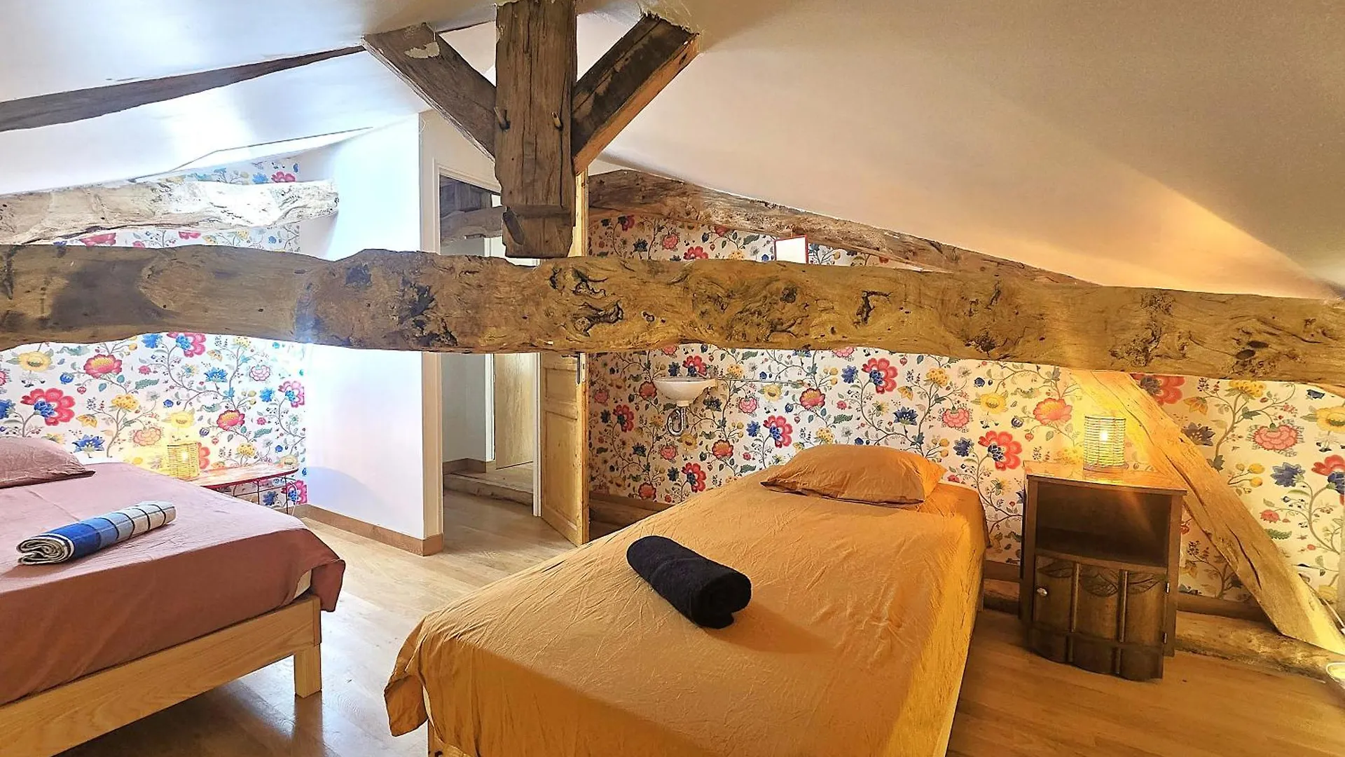 Magnifique Ferme Renovee Et Sa Piscine Ecologique - 15 Personnes - 7 Chambres Touffailles 0*,