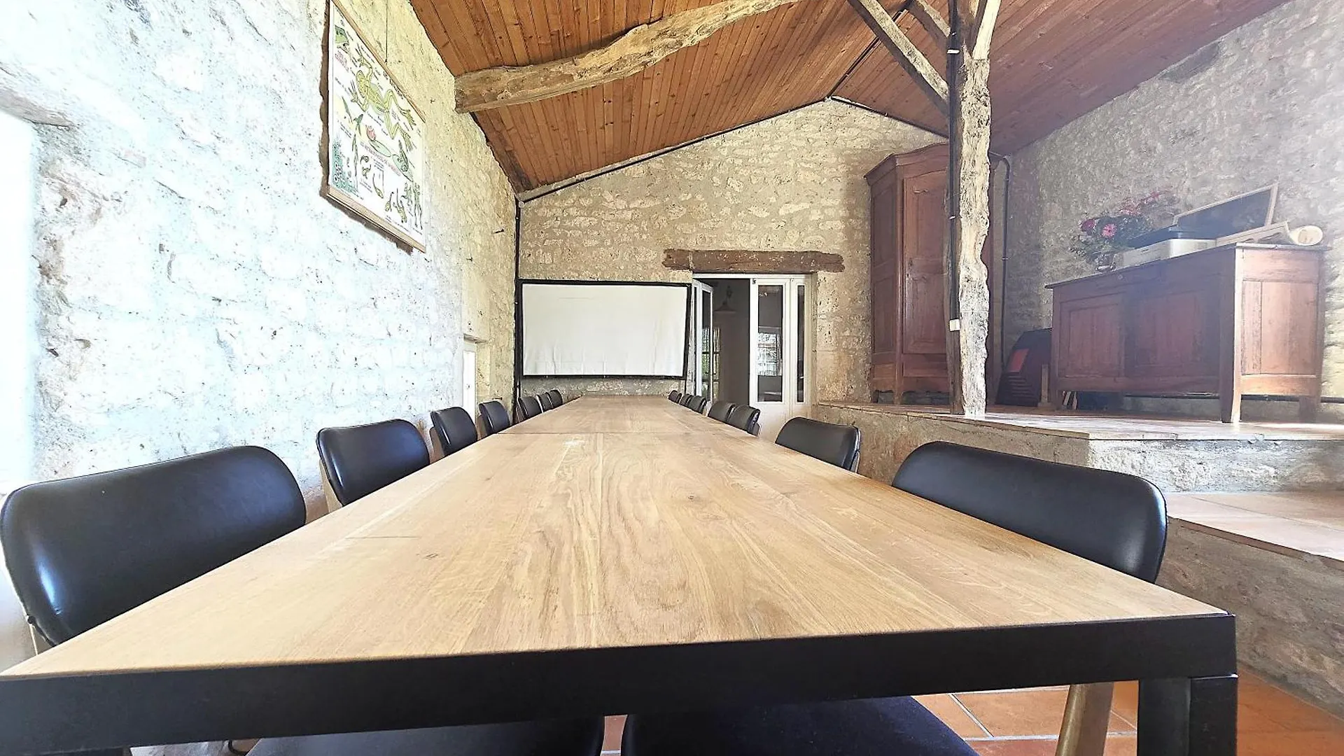Nyaraló Magnifique Ferme Renovee Et Sa Piscine Ecologique - 15 Personnes - 7 Chambres Touffailles